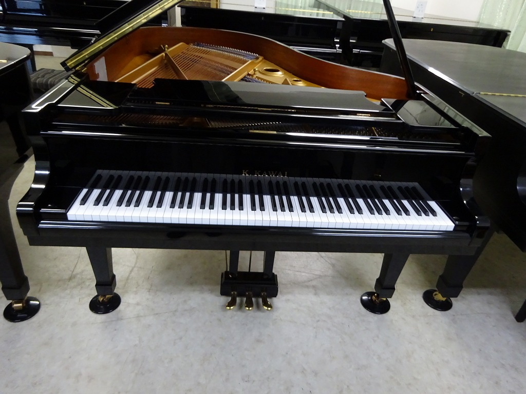 カワイ KG1C グランドピアノ 3本ペダル 令和5年1月調律済み 東北 山形